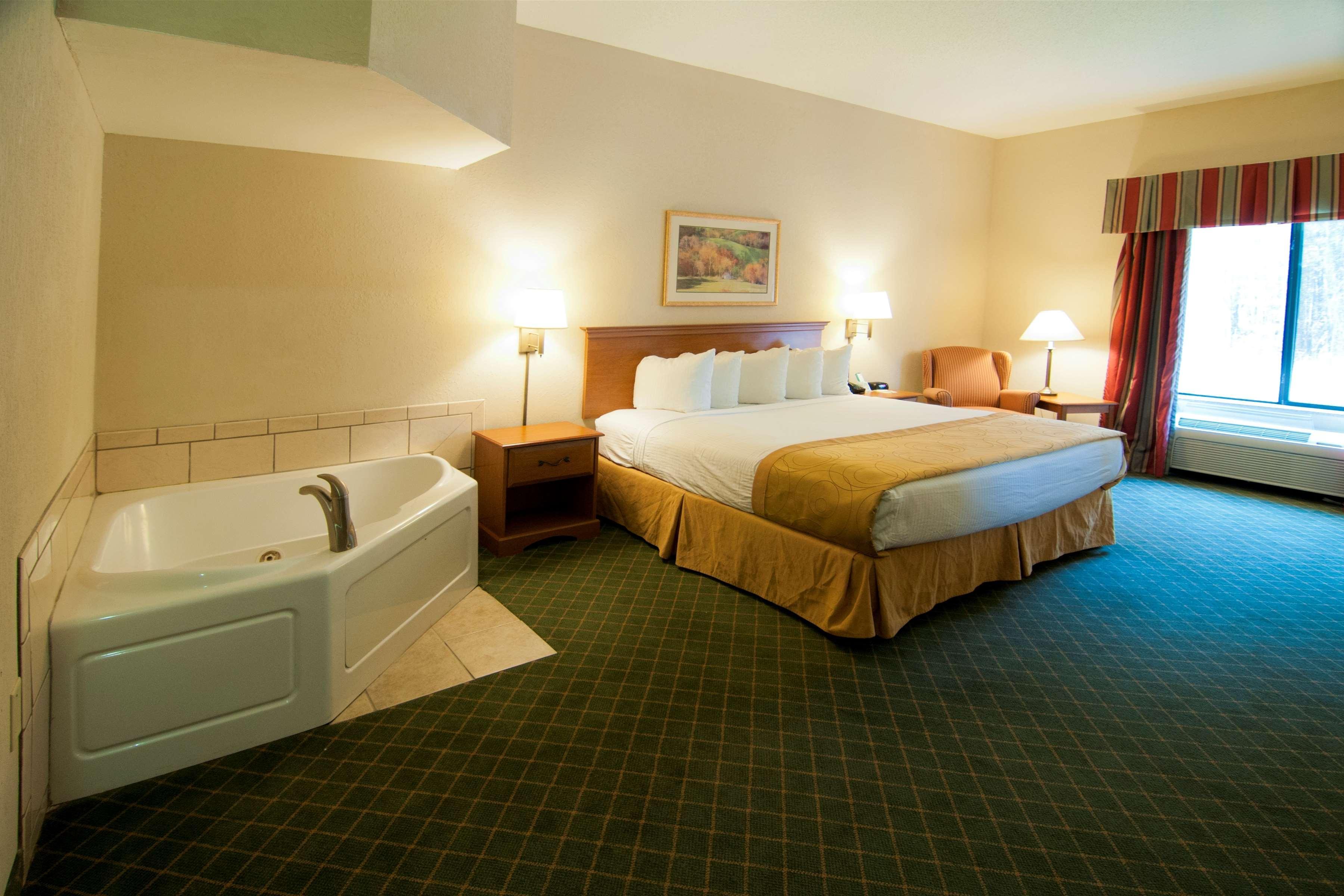 Best Western Executive Inn - Latta Berrys Crossroads Zewnętrze zdjęcie