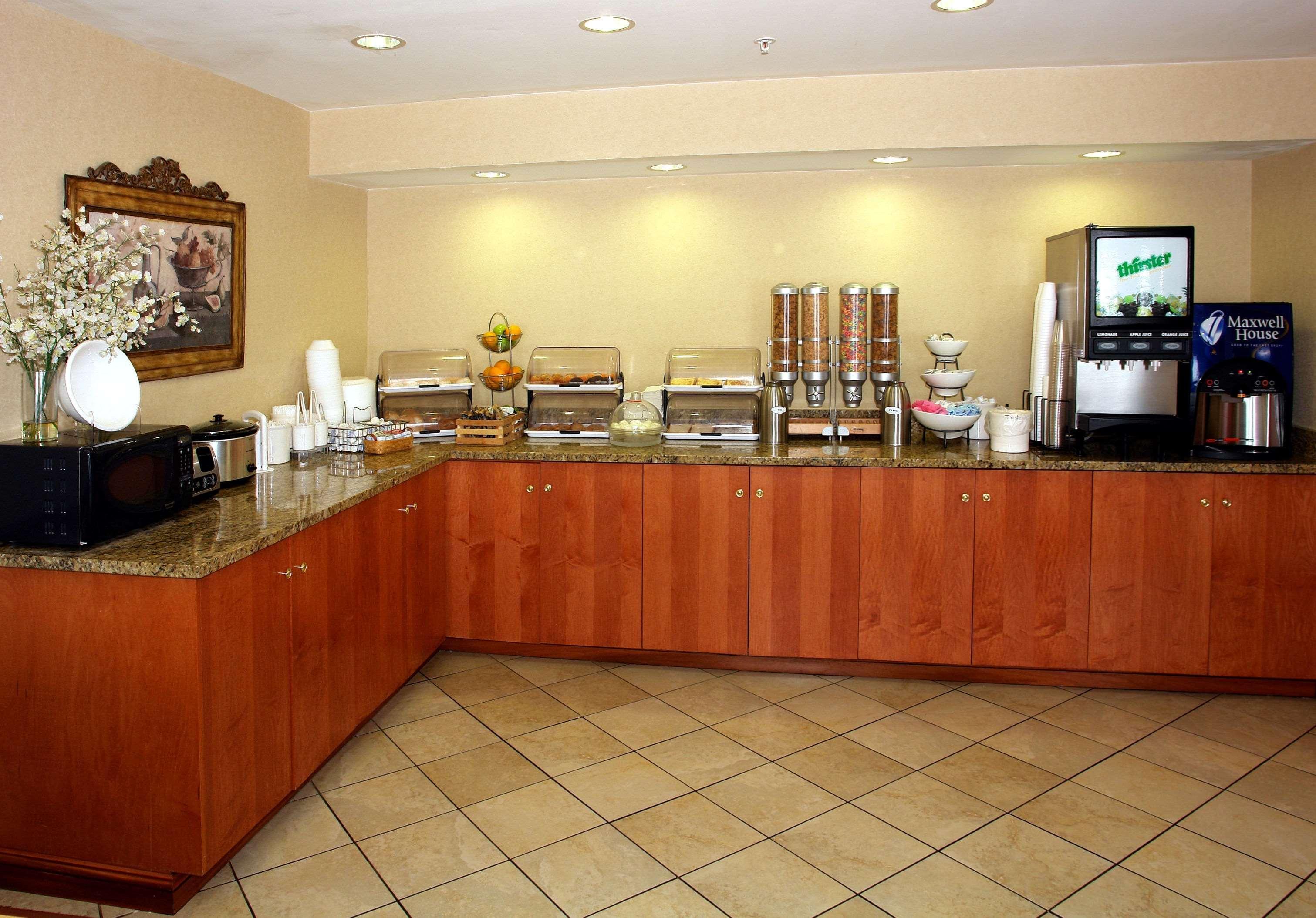 Best Western Executive Inn - Latta Berrys Crossroads Zewnętrze zdjęcie