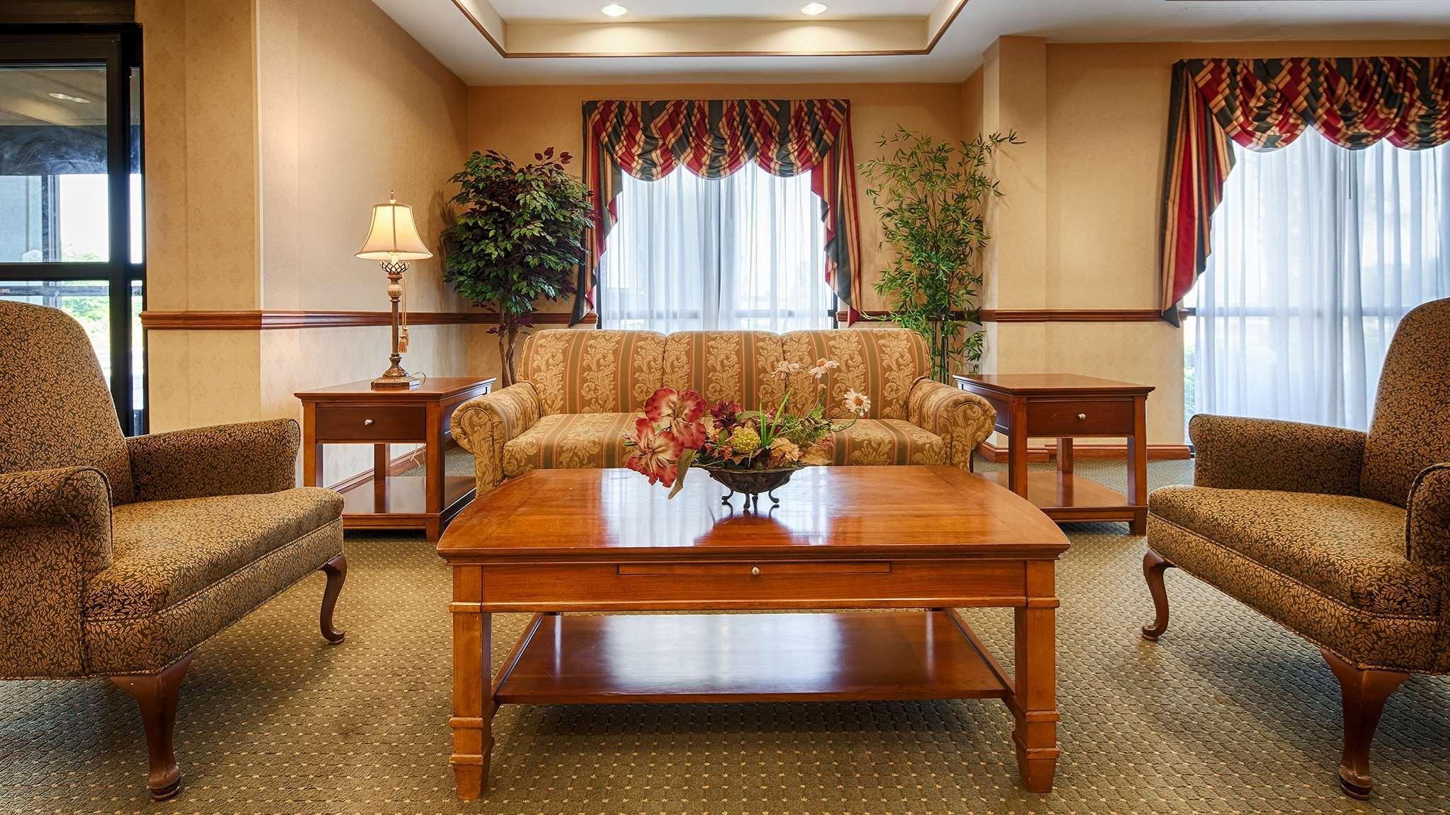 Best Western Executive Inn - Latta Berrys Crossroads Zewnętrze zdjęcie