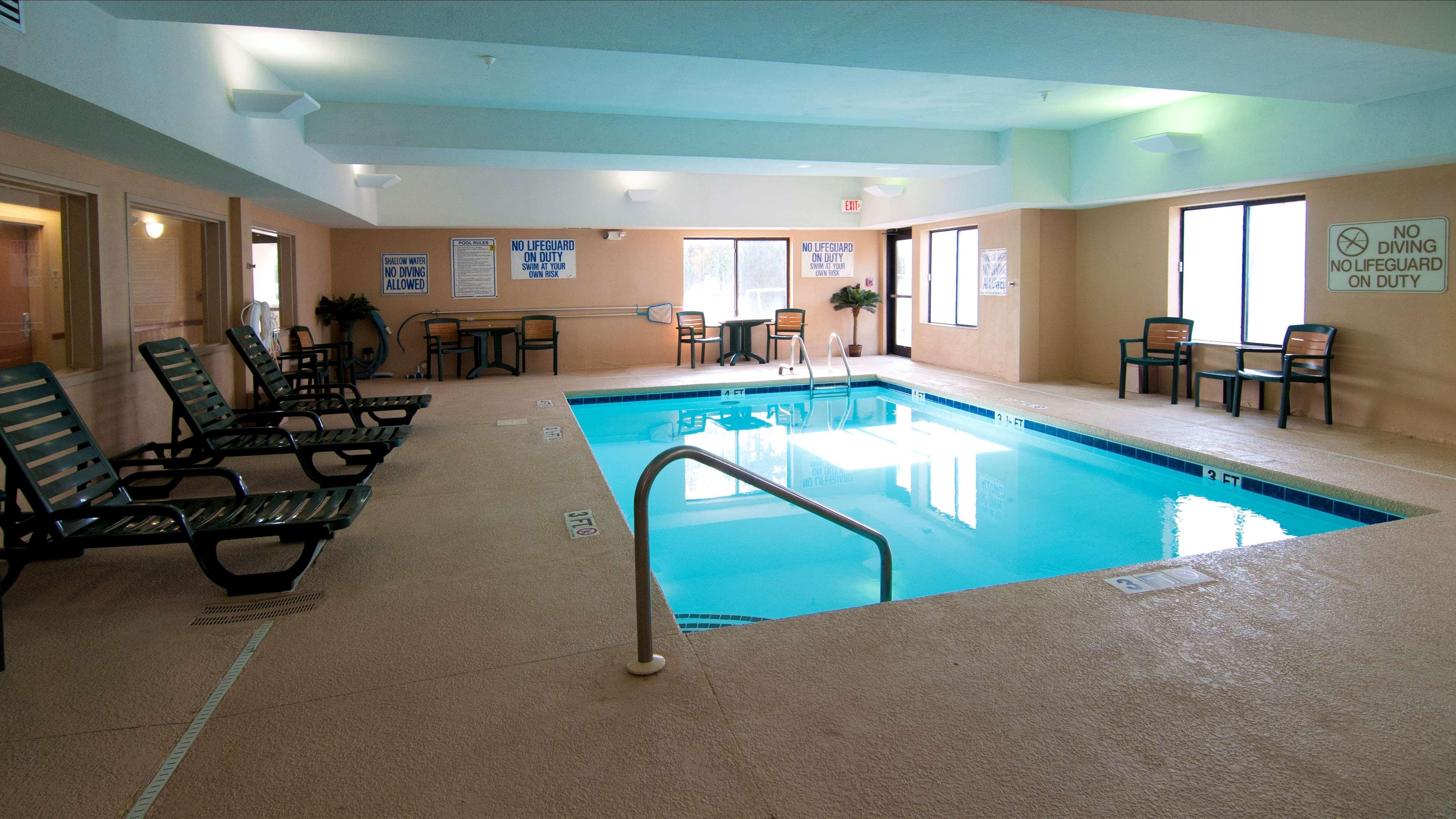 Best Western Executive Inn - Latta Berrys Crossroads Zewnętrze zdjęcie